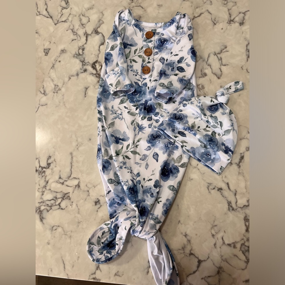 Caden lane gown with matching hat.